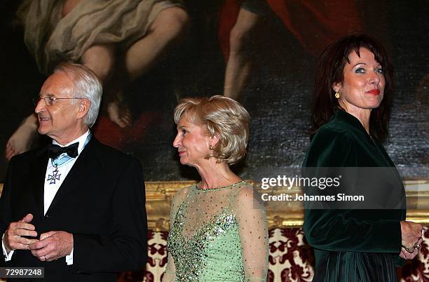 Bavarian State governor Edmund Stoiber and his wife Karin refuse a common picture with critic Gabriele Pauli, district administrator of the Bavarian...