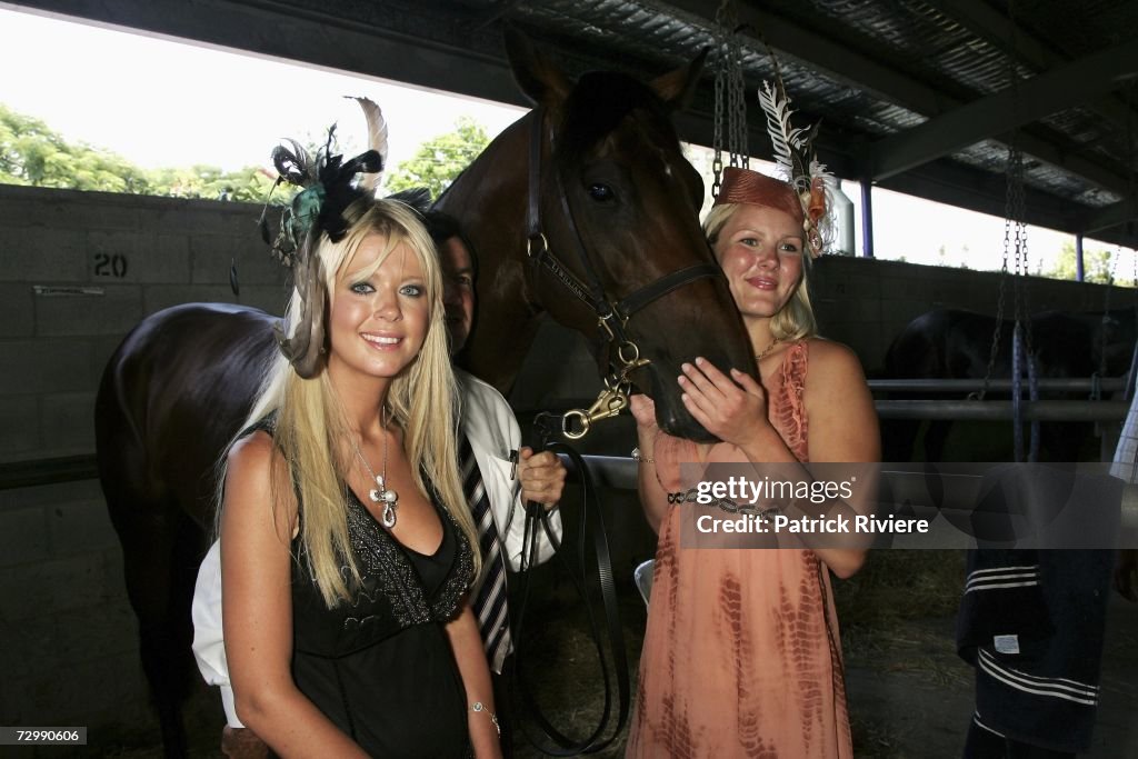 Tara Reed Fan Meetup Jessie Singleton and actress Tara Reid pose with Publishing at the ...