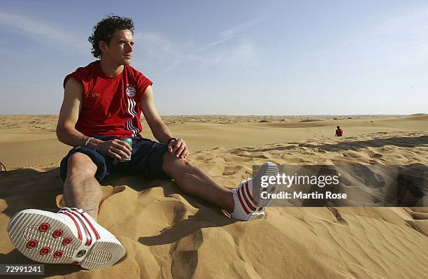 Owen Hargreaves of Munich relaxes during the Bayern Munich desert tour on January 13, 2007 in Dubai, United Arab Emirates.