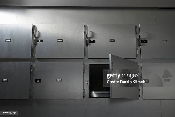 "morgue in hospital, low angle view" - morgue stock-fotos und bilder
