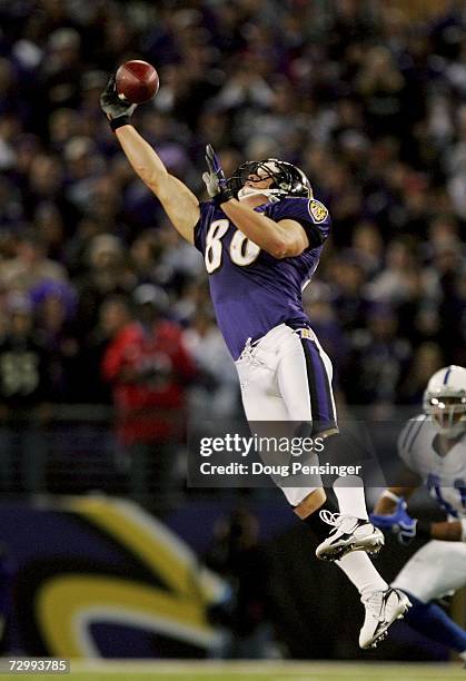 Todd Heap of the Baltimore Ravens pulls down a pass against the Indianapolis Colts during their AFC Divisional Playoff game on January 13, 2007 at...