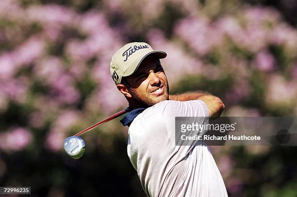 Ariel Canete of Argentina plays into the 18th during round four of the Joburg Open 2007 at Royal Johannesburg and Kensington Golf Club on January 14,...