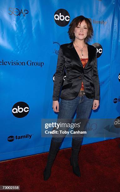 Kim Rhodes Actress Photos and Premium High Res Pictures - Getty Images