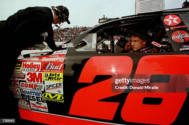 Ricky Rudd Background 580 Ricky Rudd 2001 Photos & High Res Pictures - Getty Images