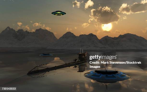 a german u-boat and a ufo arriving at the top secret base 211 located in the antarctic. - ドイツ国防軍 海軍点のイラスト素材／クリップアート素材／マンガ素材／アイコン素材