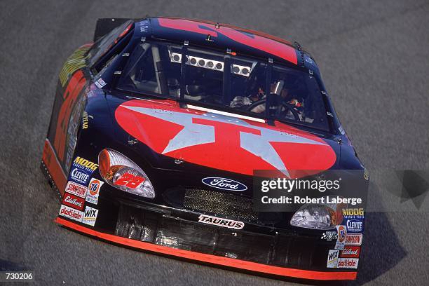 Ricky Rudd Background 584 Ricky Rudd 2001 Photos & High Res Pictures - Getty Images