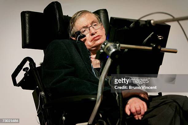 2,208 Stephen Hawking Photos and Premium High Res Pictures - Getty Images
