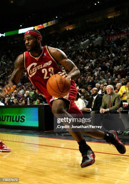 Lebron Roses Lebron Rose Photos and Premium High Res Pictures - Getty Images