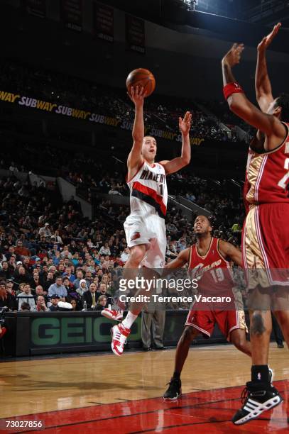 Sergio Rodriguez of the Portland Trail Blazers goes to the basket against Damon Jones of the Cleveland Cavaliers on January 17, 2007 at the Rose...