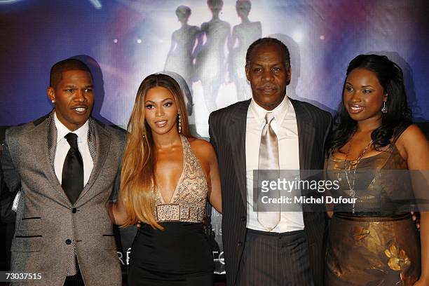 Jamie Foxx, Beyonce Knowles, Danny Glover and Jennifer Hudson attend the 'Dreamgirls' Premiere at the Olympia on January 18, 2007 in Paris, France.