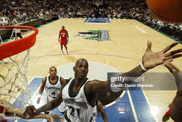 Kevin Garnett of the Minnesota Timberwolves grabs for a rebound against the Detroit Pistons on January 19, 2007 at the Target Center in Minneapolis,...