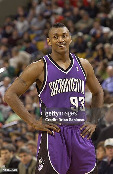Ron Artest of the Sacramento Kings jokes with the Boston Celtic bench about his haircut during the game on January 19, 2007 at the TD Banknorth...