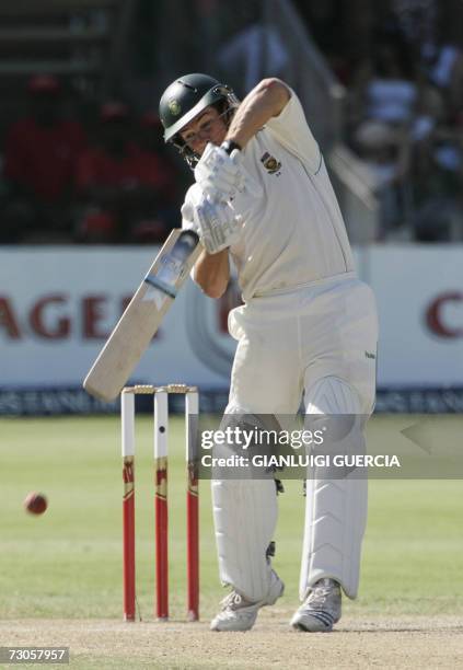 Port Elizabeth, SOUTH AFRICA: South African batsman Marc Boucher plays a shot, 21 January 2007, during the third day of the second test cricket match...