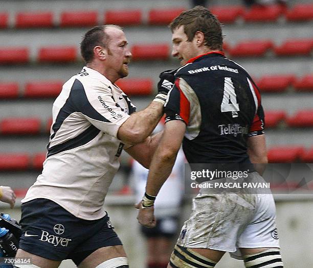 Toulouse's Irish player Trevor Brennan punches Ulster's lock Justin Harrison during the European cup rugby union match Toulouse vs. Ulster , 21...