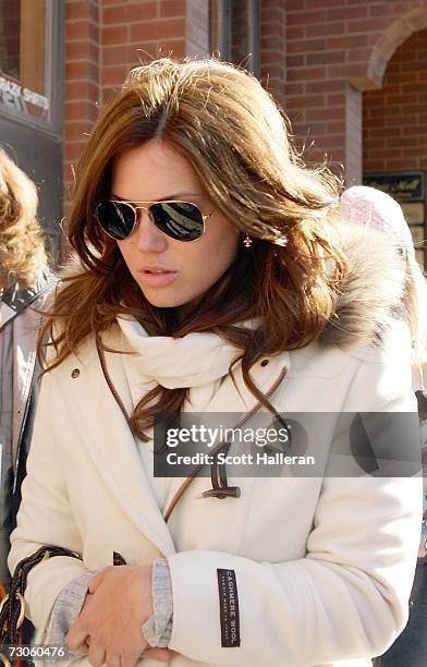 Actress Mandy Moore walks on Main Street during the 2007 Sundance Film Festival on January 21, 2007 in Park City, Utah.