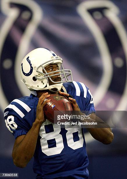 Marvin Harrison of the of the Indianapolis Colts warms up before taking on the New England Patriots in the AFC Championship Game on January 21, 2007...