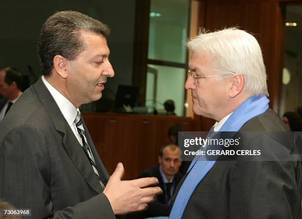 German Foreign Minister Frank Walter Steinmeier chats with his Cypriot counterpart George Lillikas 22 January 2007 before a General Affairs Council...