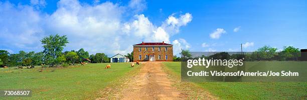 "willow city school from 1904, fredericksburg, texas" - fredericksburg texas stock-fotos und bilder