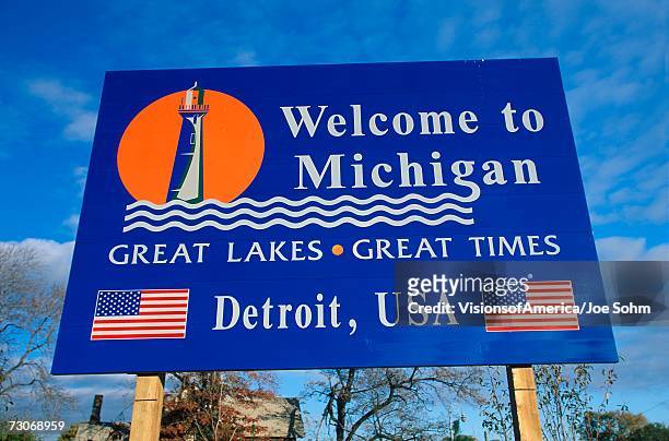 welcome to michigan sign - michigan stock pictures, royalty-free photos & images