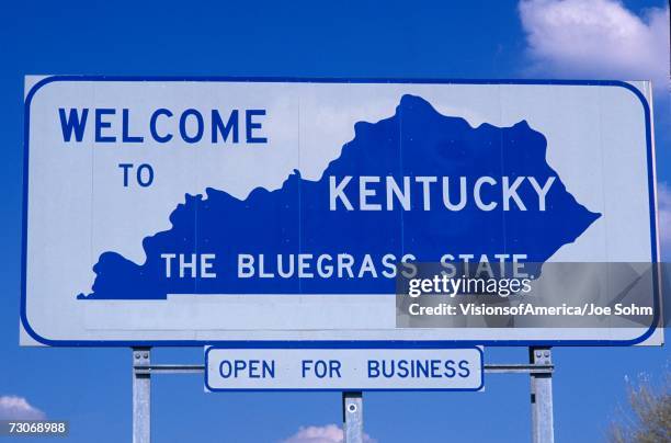 welcome to kentucky sign - sinal de boas vindas - fotografias e filmes do acervo