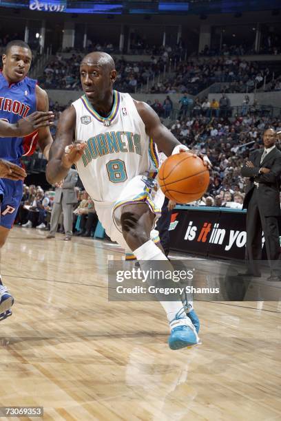 Bobby Jackson of the New Orleans/Oklahoma City Hornets drives the ball during the game against the Detroit Pistons on January 4, 2007 at the Ford...