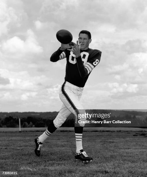 Wide receiver John Havlicek, of the Cleveland Browns, poses for an action portrait during training camp in July, 1962 at Hiram College in Hiram, Ohio.