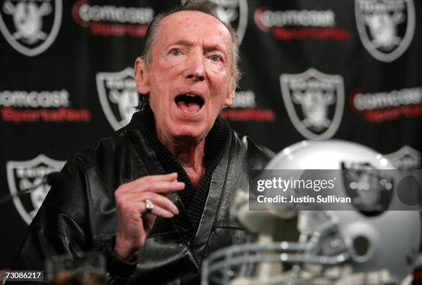 Oakland Raiders Coach Al Davis Photos And Premium High Res Pictures oakland-raiders-coach-al-davis-photos-and-premium-high-res-pictures