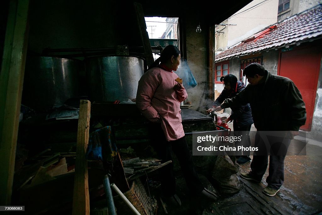 Traditional Laohuzao Teahouse In Shanghai