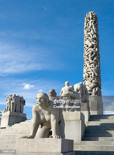 norway, oslo, vigeland sculptures in frogner park - vigeland sculpture park stock pictures, royalty-free photos & images