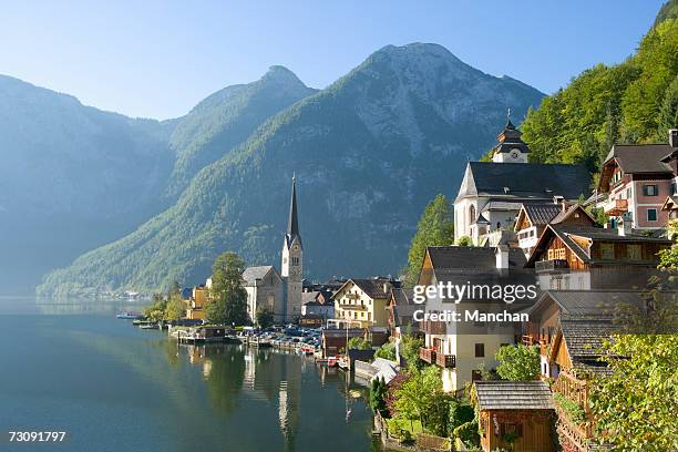 austria, salzburger land, hallstatt town by lake - austria foto e immagini stock