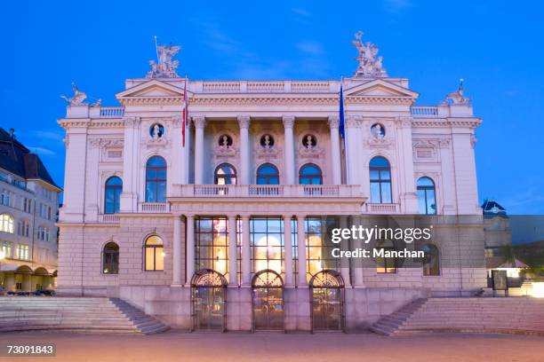 switzerland, zurich, zurich opera building - オペラハウス ストックフォトと画像