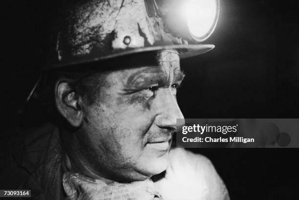 Miner working at the Taff Merthyr colliery in Brecknockshire, South Wales, circa 1985.