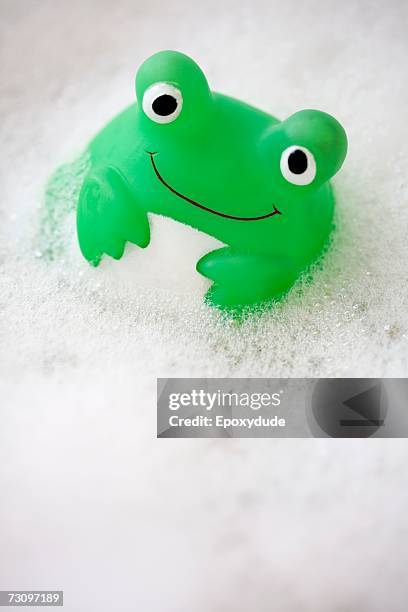 https://media.gettyimages.com/id/73097189/photo/green-toy-floating-in-bubble-bath.jpg?s=612x612&w=gi&k=20&c=3vY6v7-UylQwXlimhu0mEgqXg_6hjpNG1HPzykxCnx8=