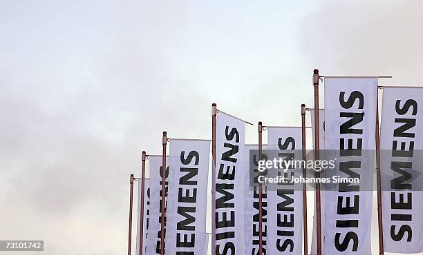 Simatic Manager Flags Siemens Shareholders Meeting Photos and Premium High Res Pictures ...
