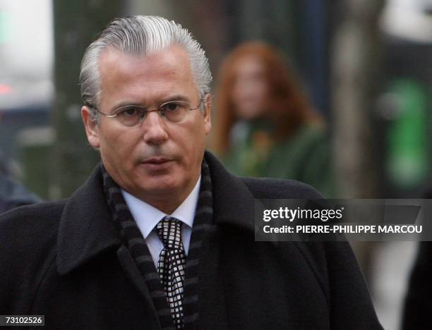 Spanish Judge Baltazar Garzon arrives at the Audiencia Nacional in Madrid, 25 January 2007. AFP PHOTO/PIERRE-PHILIPPE MARCOU
