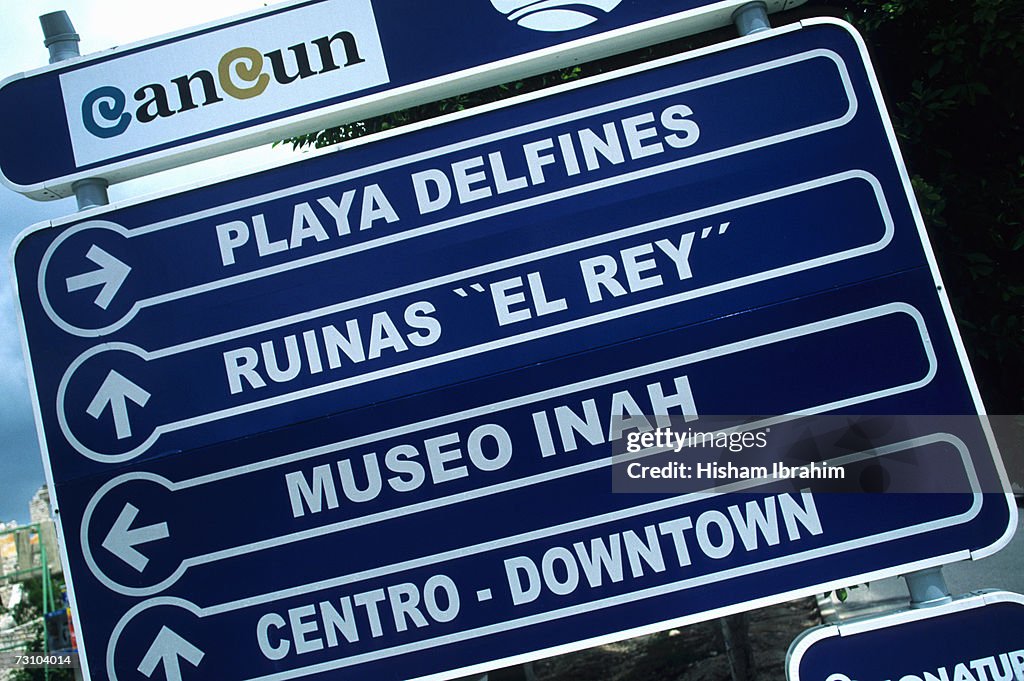 Mexico, Cancun, road sign, close-up