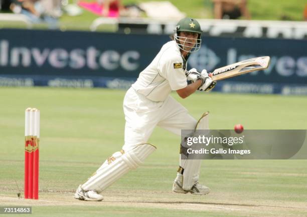 Younis Khan in action during Day 1 of the Third test between, South Africa and Pakistan at Sahara Park Newlands, on January 26, 2007 in Cape Town,...