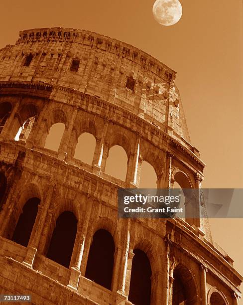 September Moon Rome Moonlight Over Rome Photos and Premium High Res Pictures - Getty Images