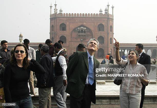 Italy's Deputy Prime Minister and Minister of Culture Francesco Rutelli and his wife Barbara Palombelli listen to a guide during their visit to the...