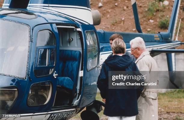 Maurice Simon, judge in the Grégory Villemin murder case, takes a flight in a police helicopter over the crime scene at the Vologne River, Gerardmer,...