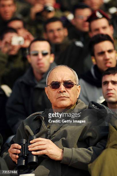 In this photo provided by the Israeli Defense Forces outgoing IDF Chief-of-Staff Dan Halutz watches a ground forces assault exercise January 30, 2007...