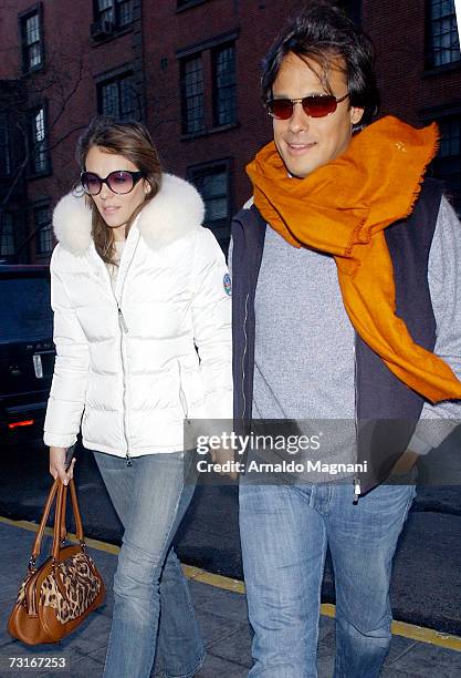 Actress Elizabeth Hurley and fiancee Arun Nayar walk to lunch at Bilboquet restaurant, on January 31, 2007 in New York City.