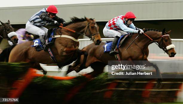 Tom Doyle Racing 154 Jimmy Doyle Stock Photos, High-Res Pictures, and Images - Getty Images