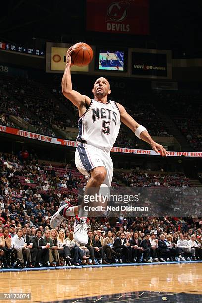 Jason Kidd of the New Jersey Nets shoots against the Toronto Raptors on January 9, 2007 at the Continental Airlines Arena in East Rutherford, New...