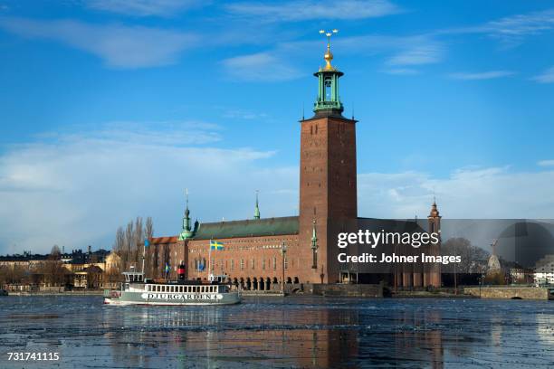 view of stockholm city hall , sweden - kungsholmen town hall stockfoto's en -beelden