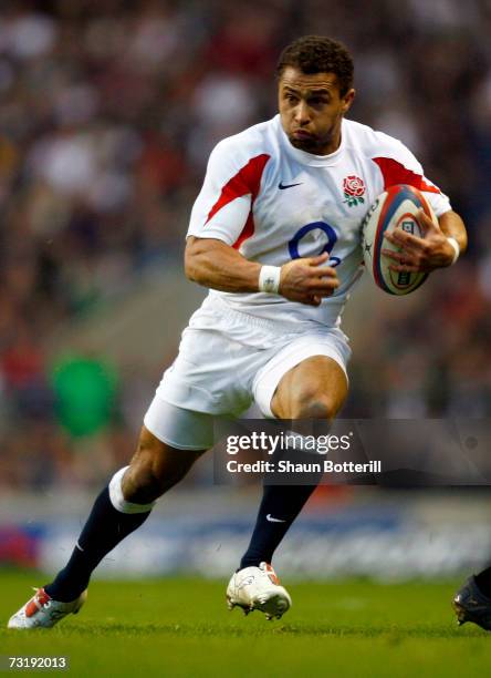 Jason Robinson of England sprints for the tryline to score during the RBS Six Nations championship match between England and Scotland at Twickenham...