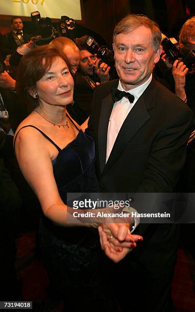 German President Horst Koehler dances with his wife Eva-Luise Koehler during the 2007 Sports Gala " Ball des Sports " at the Rhein-Main Hall on...