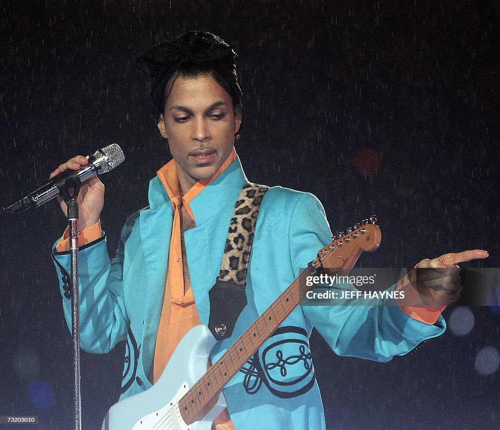US musician Prince performs during half-...
