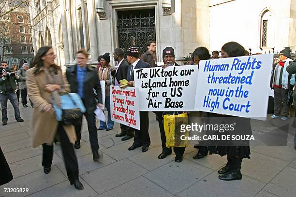 London, UNITED KINGDOM: Chagossian Islanders and their supporters arrive at the Court of Appeal in central London, 05 February 2007, as they prepare...