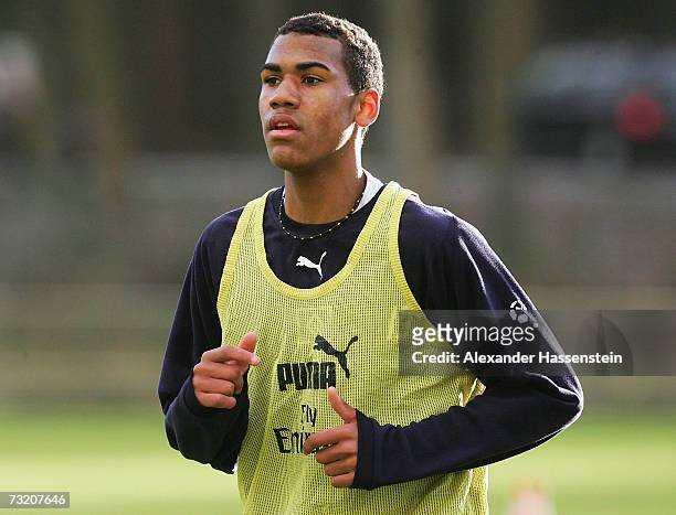 Maxim Choupo-Moting in action during the training session of Hamburger SV on February 5, 2007 in Hamburg, Germany.